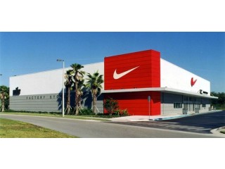 Набор сотрудников на склад одежды Nike в Англию
